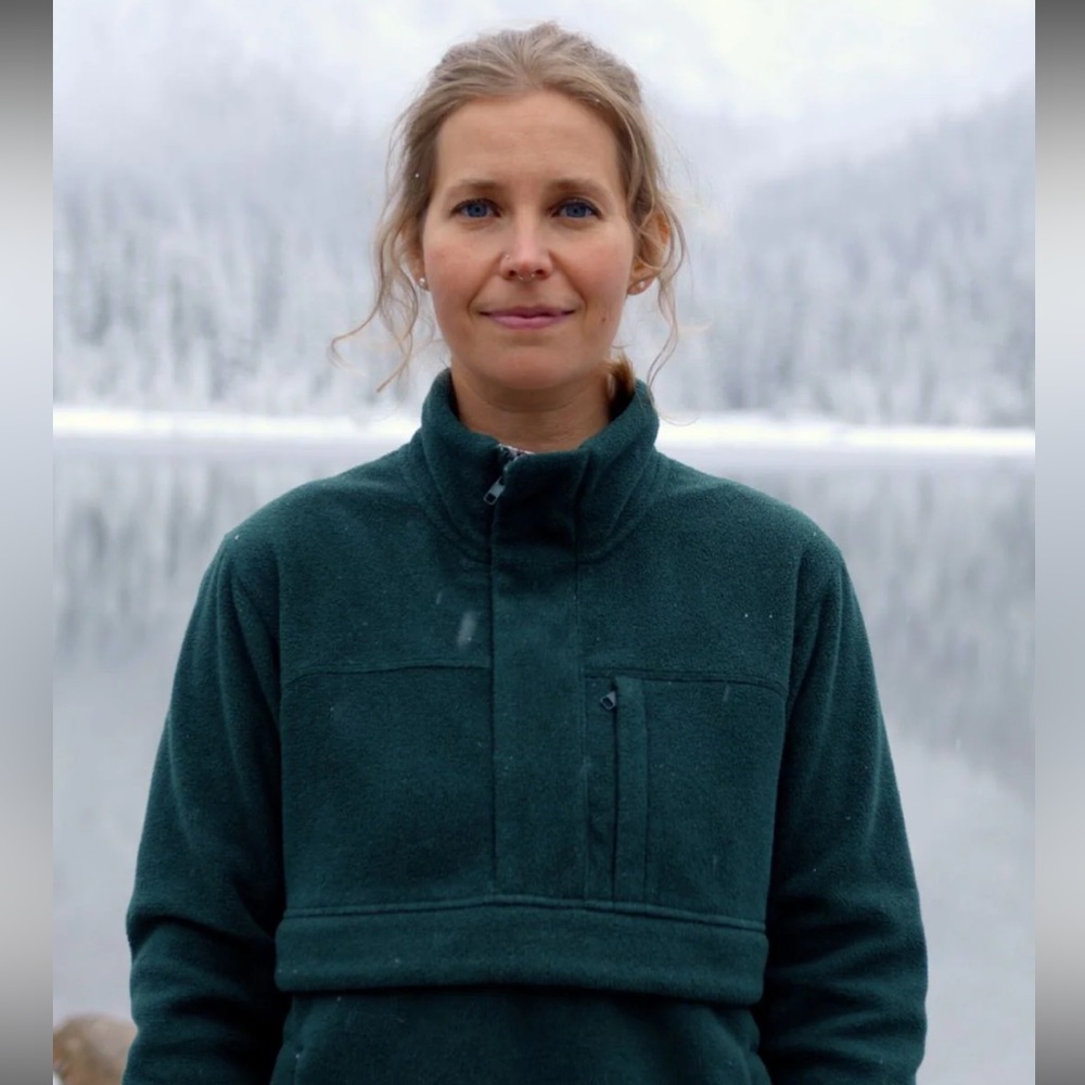 Wildelore Nursing Friendly All Phases Fleece Pullover